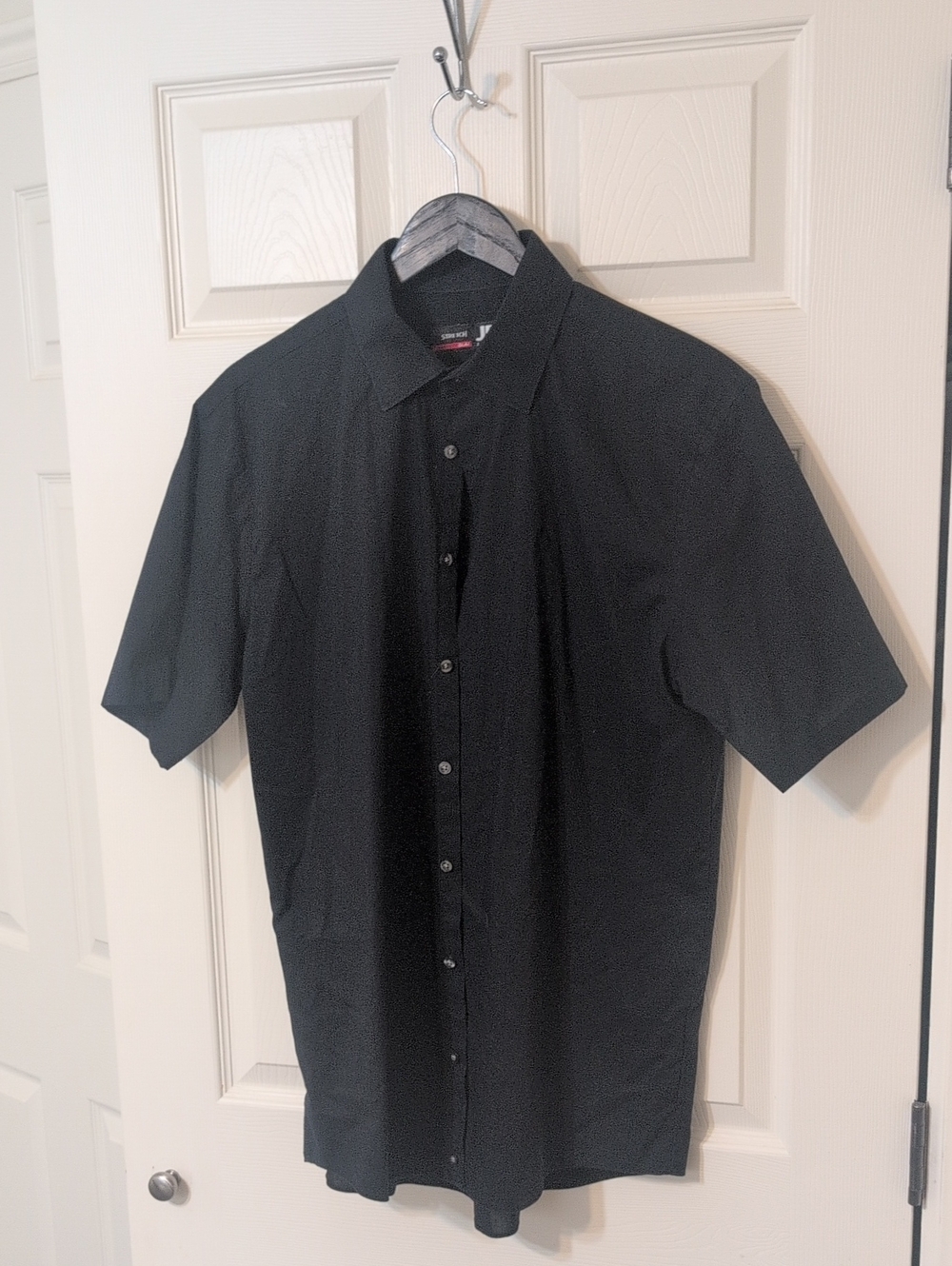 jf j.ferrar Men's Short-Sleeve Black Button-Down Shirt